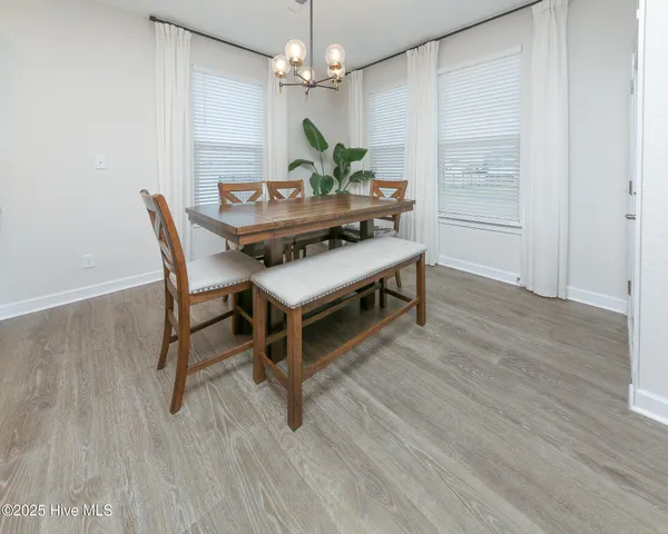 $577,500 | 107 Farmridge Way, Moyock, NC 27958