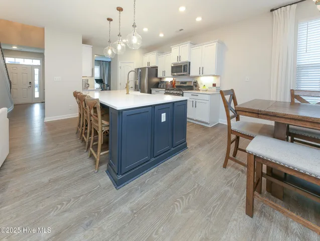 $577,500 | 107 Farmridge Way, Moyock, NC 27958