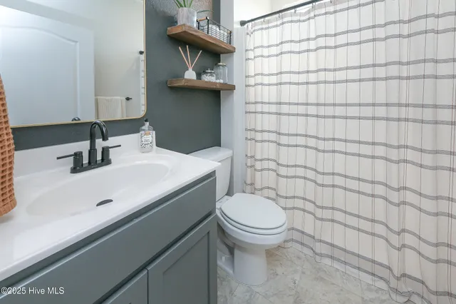 $577,500 | 107 Farmridge Way, Moyock, NC 27958