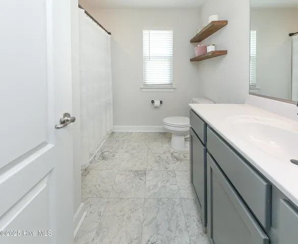 $577,500 | 107 Farmridge Way, Moyock, NC 27958