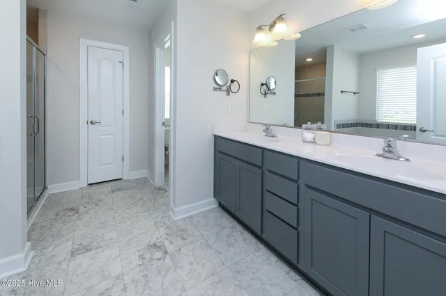 $577,500 | 107 Farmridge Way, Moyock, NC 27958