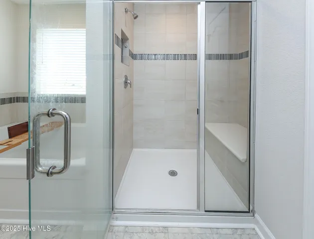 $577,500 | 107 Farmridge Way, Moyock, NC 27958