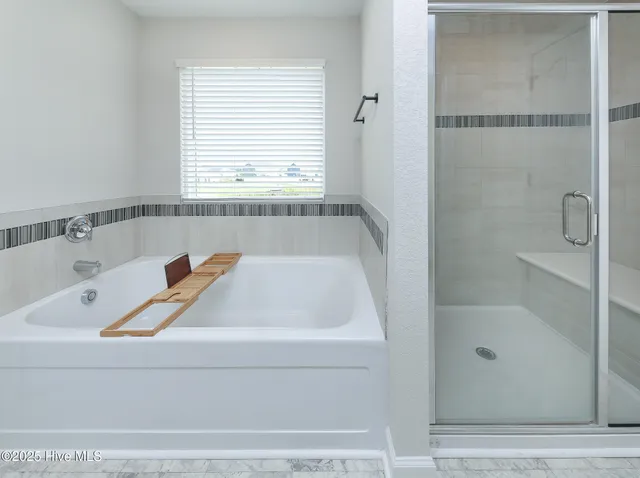 $577,500 | 107 Farmridge Way, Moyock, NC 27958