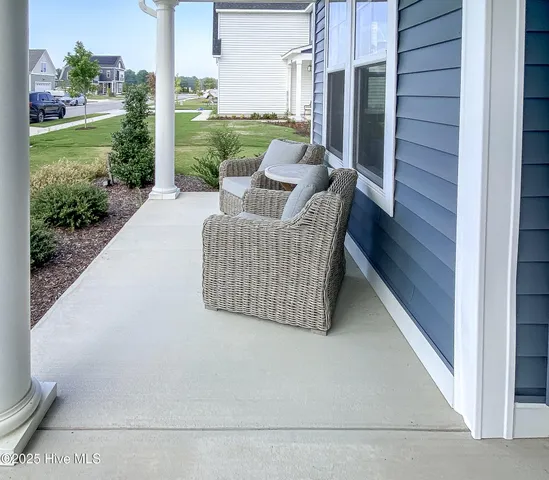 $577,500 | 107 Farmridge Way, Moyock, NC 27958