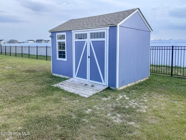 $577,500 | 107 Farmridge Way, Moyock, NC 27958