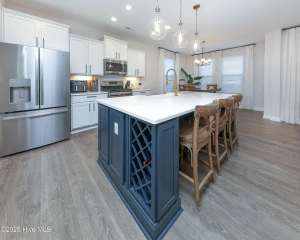 $577,500 | 107 Farmridge Way, Moyock, NC 27958