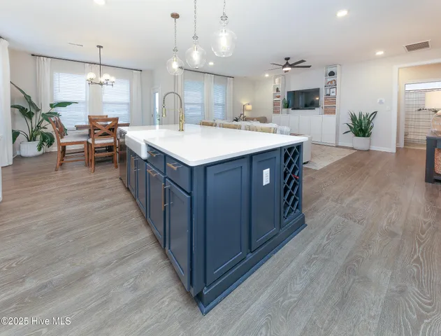 $577,500 | 107 Farmridge Way, Moyock, NC 27958