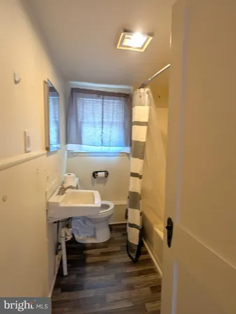 $1,100 | 204 North Shipley Street, Unit 1B, Seaford, DE 19973