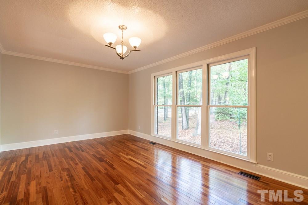701 Lanham Place Raleigh, NC 27615 - Photo 3 of 30 Living Room