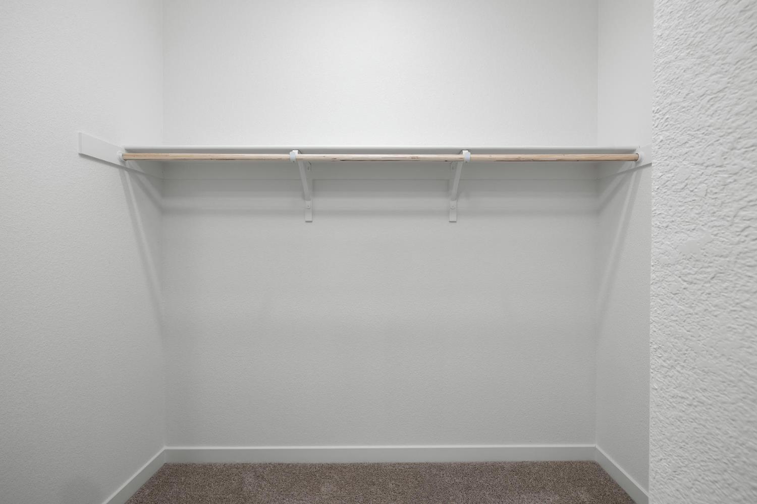 809 Chatham Lane Patterson, CA 95363 - Photo 8 of 16 a view of room