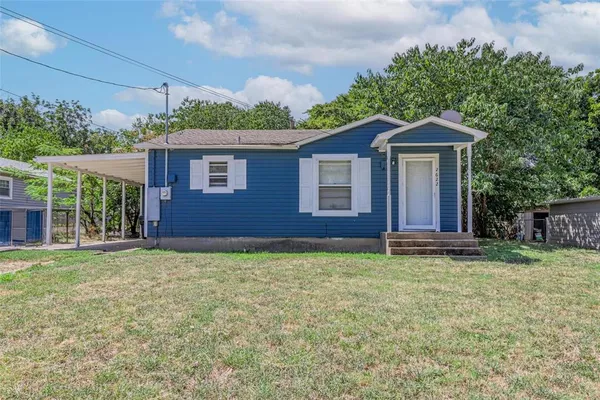 $1,299 | 2622 West Johnson Street, Denison, TX 75020