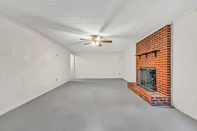 $409,900 | 2332 Stallion Circle, Roanoke, VA 24018