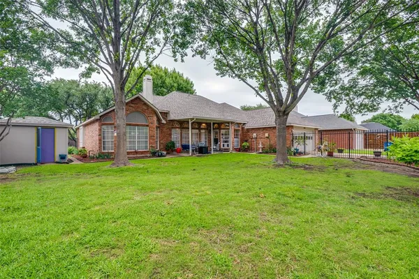 $425,000 | 8706 Brookhollow Drive, Rowlett, TX 75089