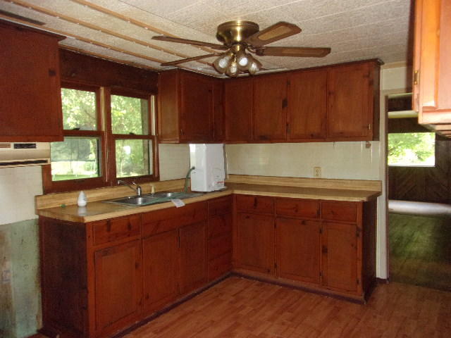 10413 Birchfield Road Pound, VA 24279 - Photo 6 of 14 Kitchen