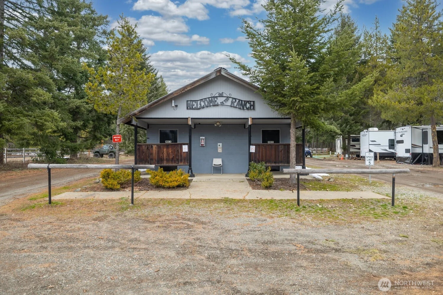 182 Silver Ridge Ranch Road Easton, WA 98925 - Photo 38 of 39 Gallery Image 38
