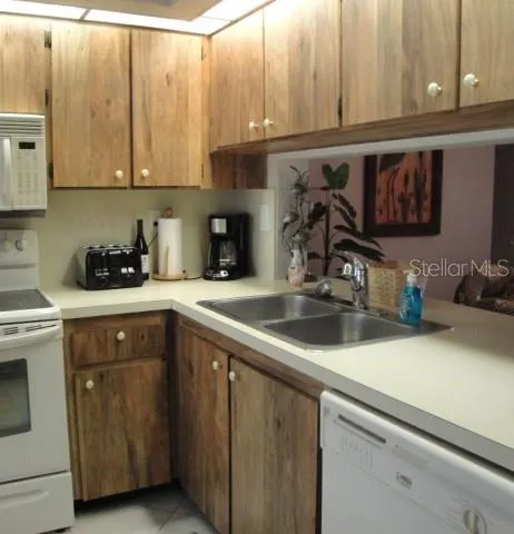 $2,000 | 6365 Bahia Del Mar Boulevard South, Unit 113, St. Petersburg, FL 33715