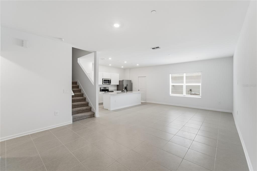 2160 Rider Rain Lane Apopka, FL 32703 - Photo 3 of 44