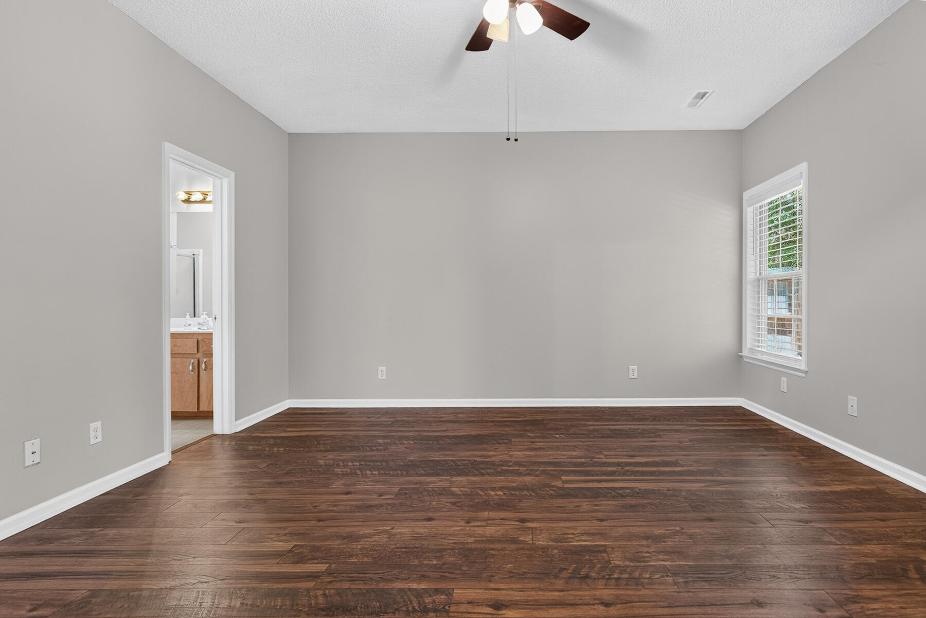 132 Paddock Way Summerville, SC 29486 - Photo 29 of 57 Primary Bedroom