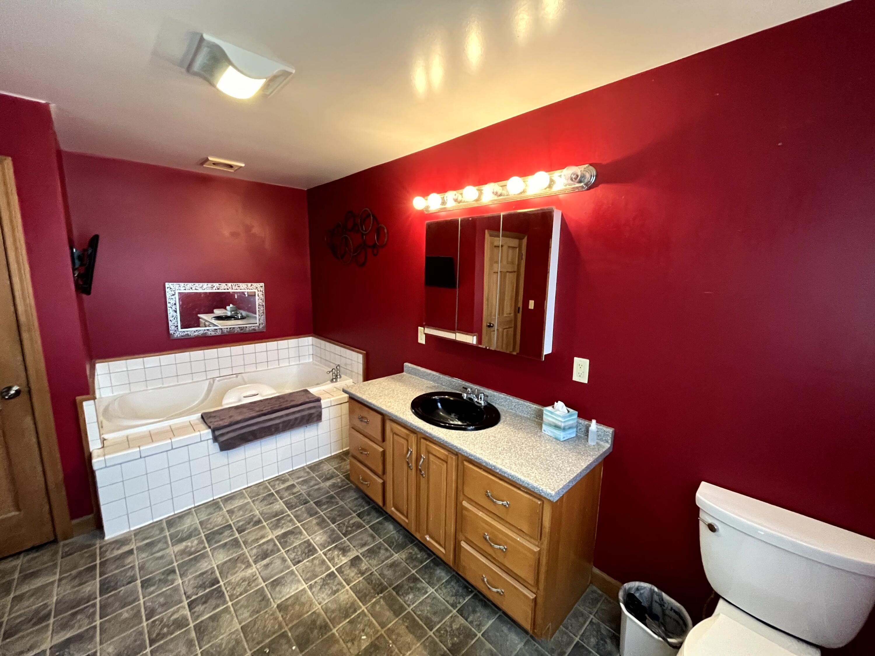 39 Goodhue Road Sidney, ME 04330 - Photo 26 of 37 26 Bathroom 1