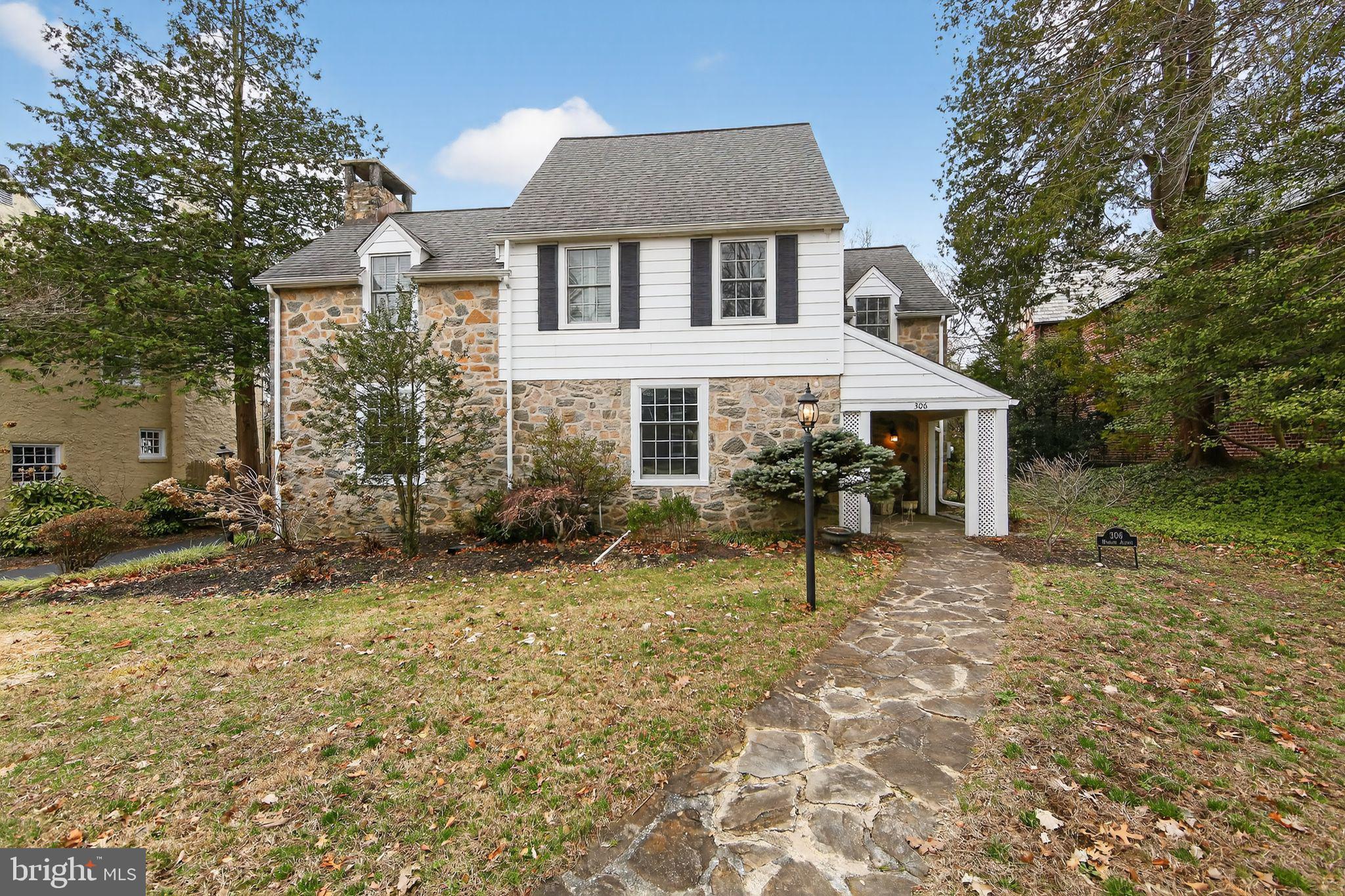 306 Windsor Avenue Wayne, PA 19087 - Photo 5 of 36 a view of a house with a yard