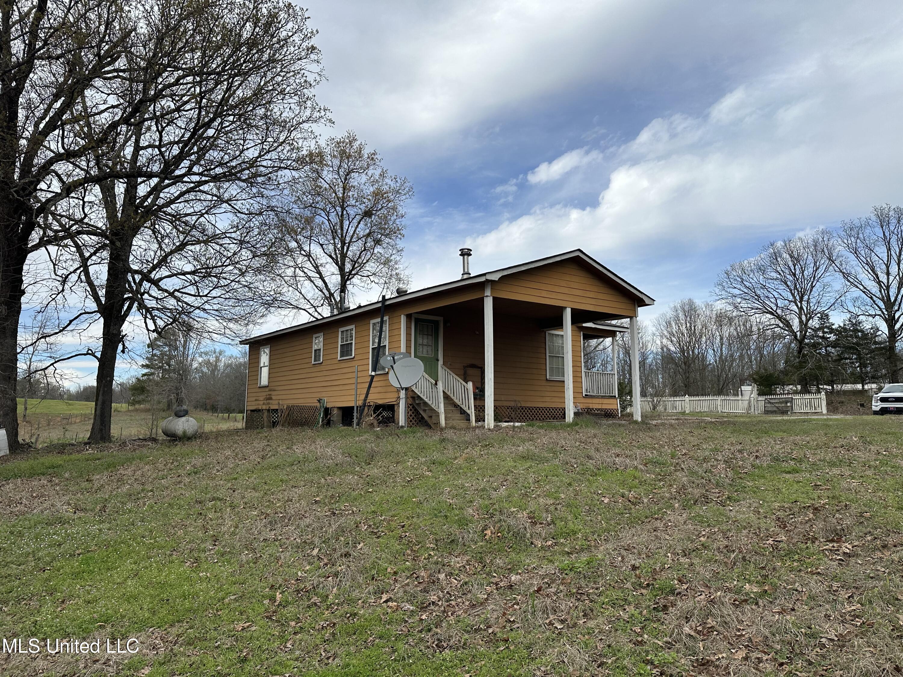 455 Ebenezer-Pickens Road Pickens, MS 39146 - Photo 2 of 11 IMG_2770