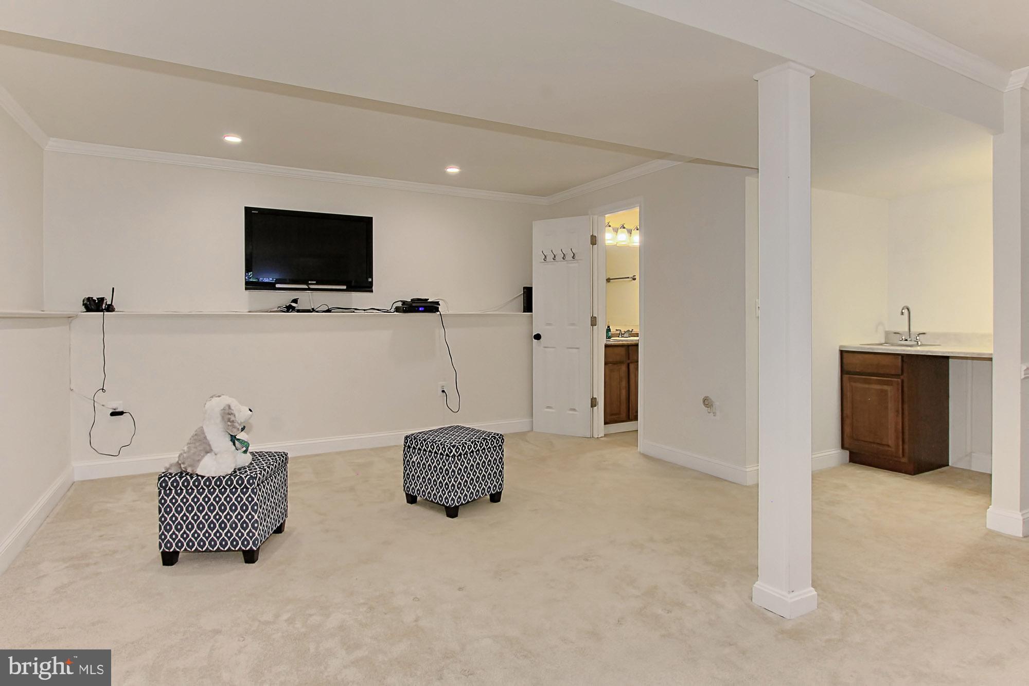 12809 Wrexham Road Herndon, VA 20171 - Photo 24 of 38 Enjoy!