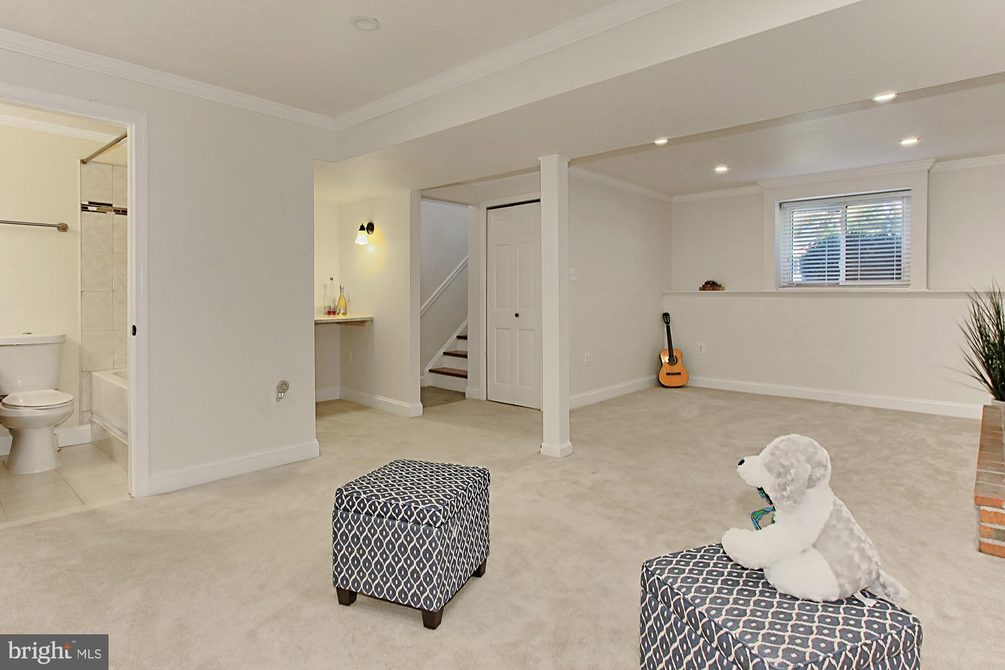 12809 Wrexham Road Herndon, VA 20171 - Photo 26 of 38