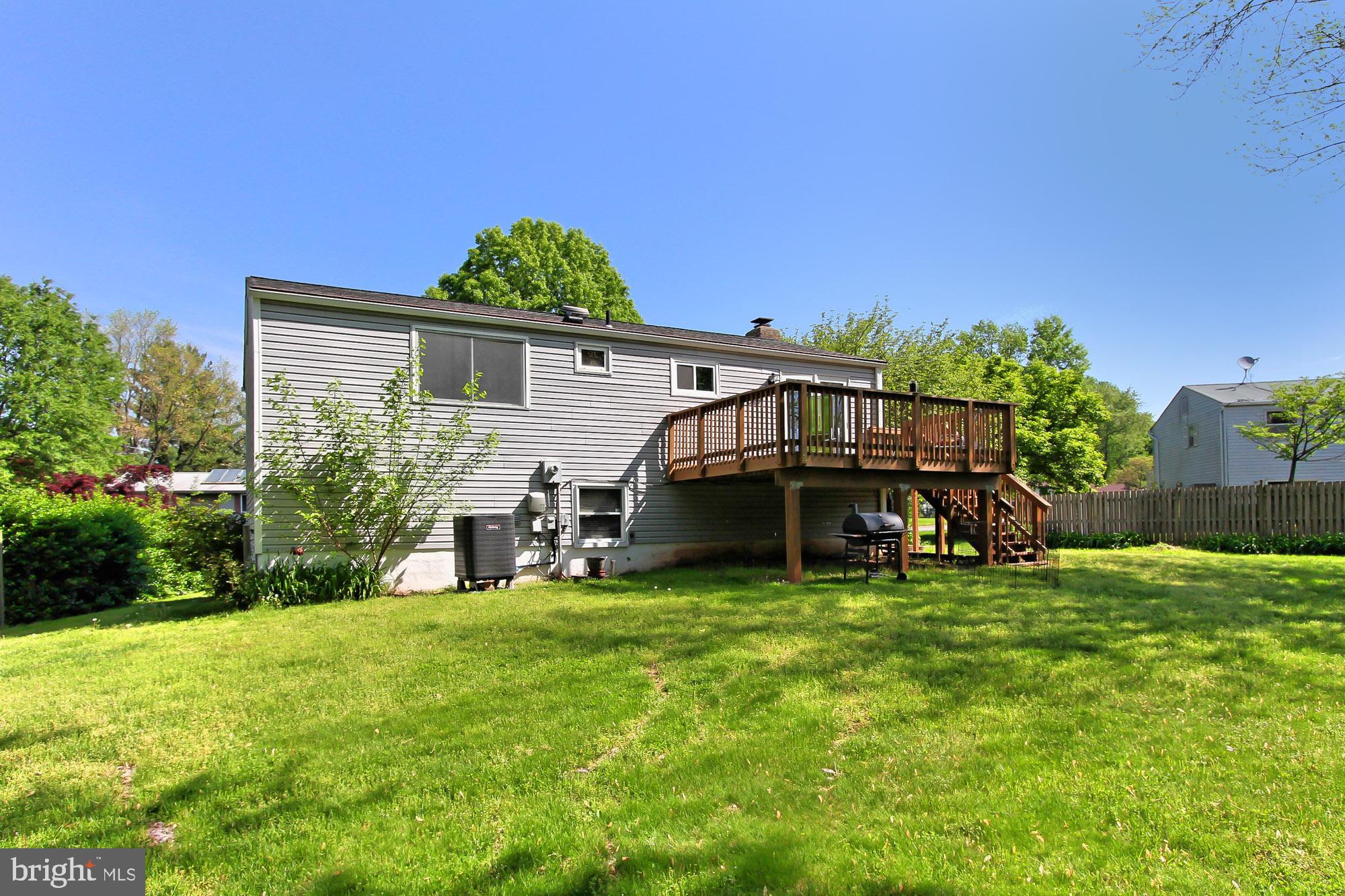 12809 Wrexham Road Herndon, VA 20171 - Photo 37 of 38 Don't Miss This One!