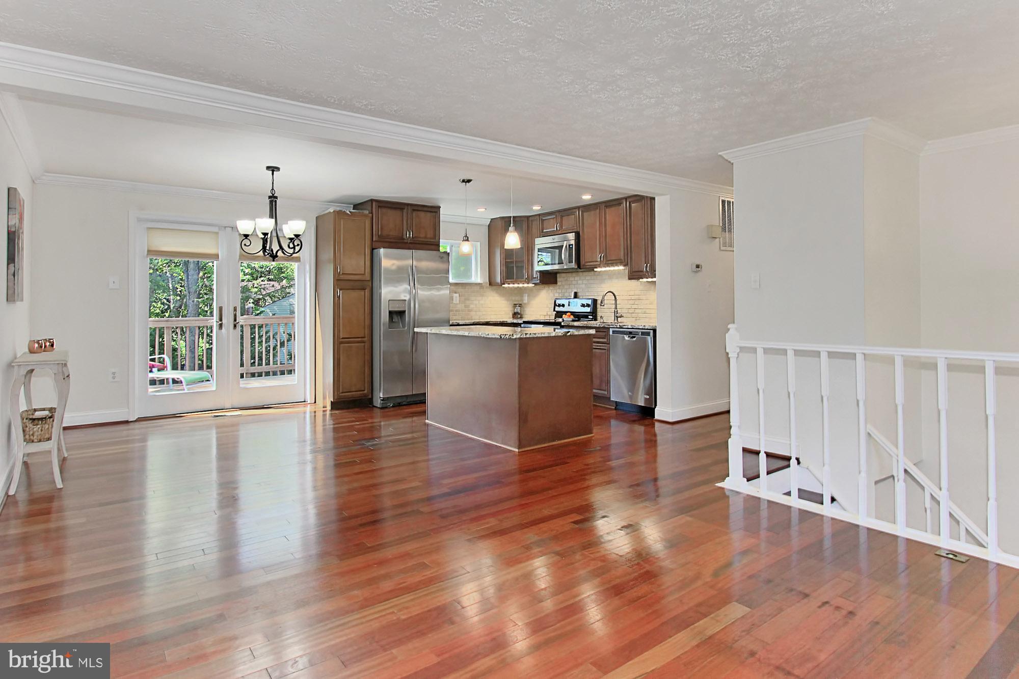 12809 Wrexham Road Herndon, VA 20171 - Photo 38 of 38 Spacious Open Floorplan