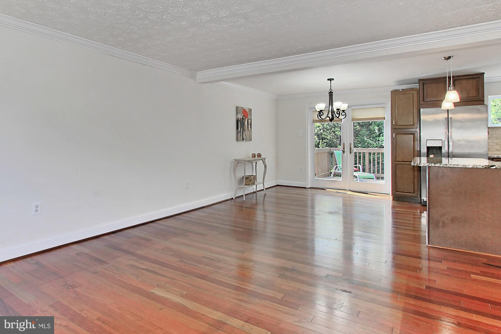 12809 Wrexham Road Herndon, VA 20171 - Photo 5 of 38 Great Space to Entertain