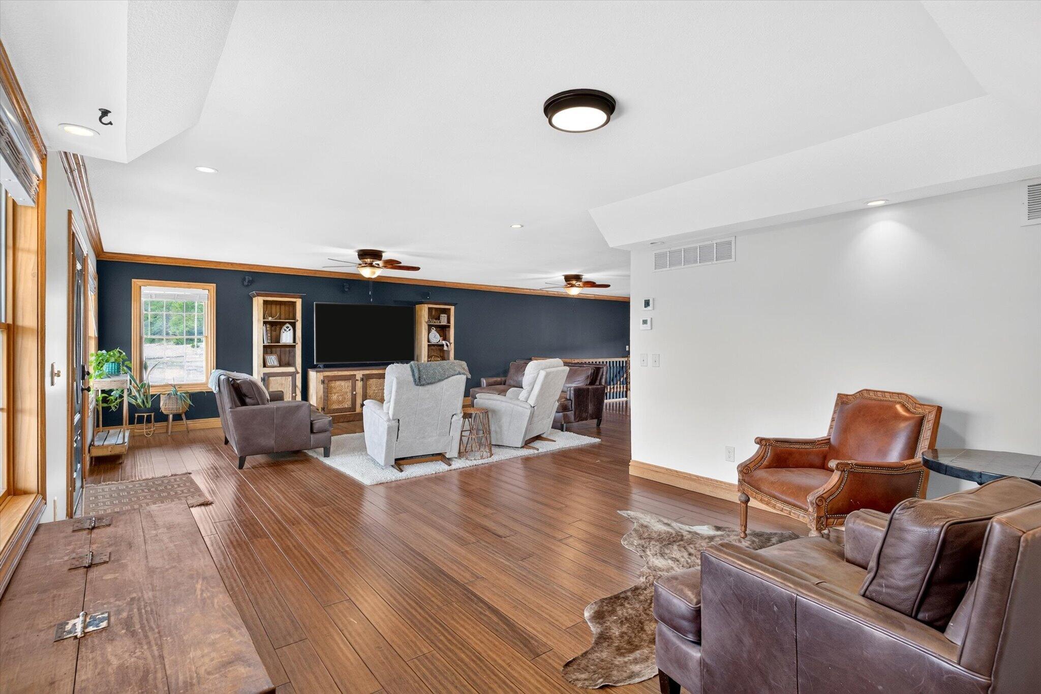 8070 Southeast 1100th Road Collins, MO 64738 - Photo 10 of 53 12-12