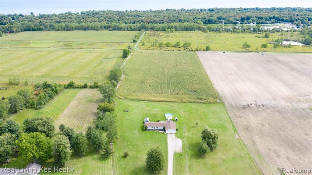 6300 State Road Fort Gratiot, MI 48059 - Photo 10 of 51
