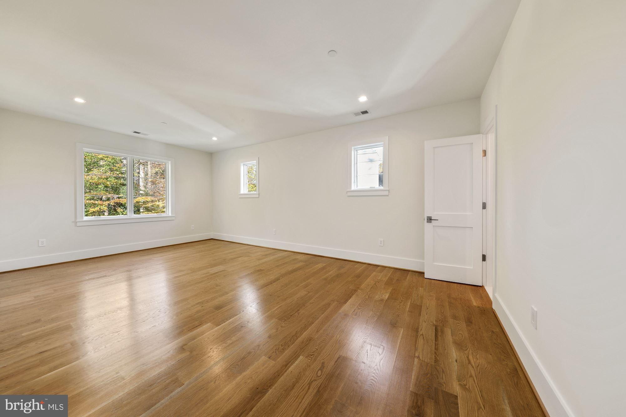 7408 Nevis Road Bethesda, MD 20817 - Photo 29 of 43