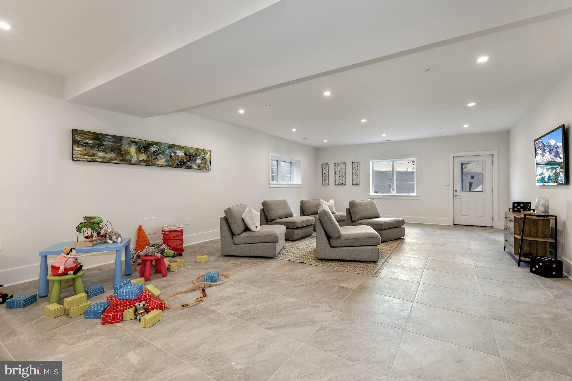 7408 Nevis Road Bethesda, MD 20817 - Photo 36 of 43