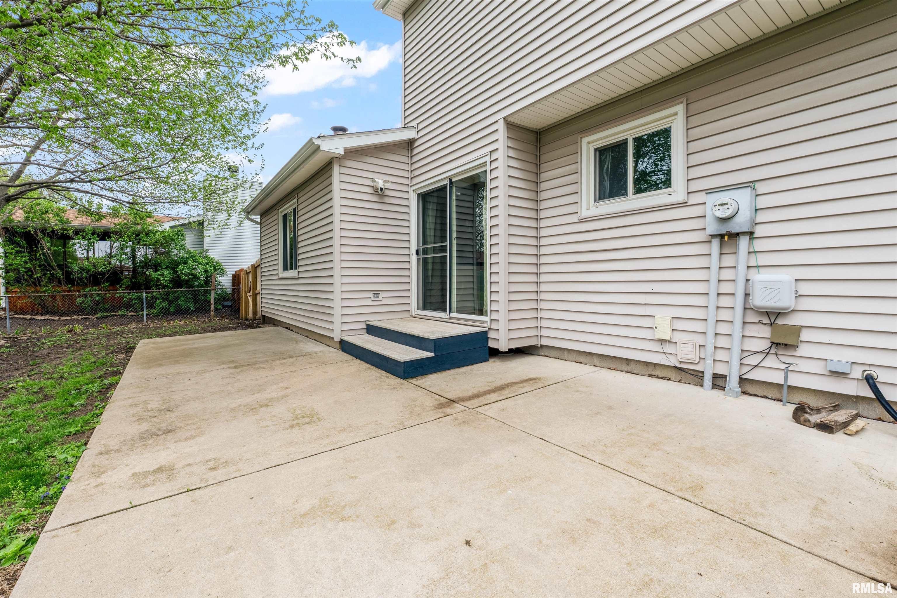105 Colchester Drive Normal, IL 61761 - Photo 47 of 54