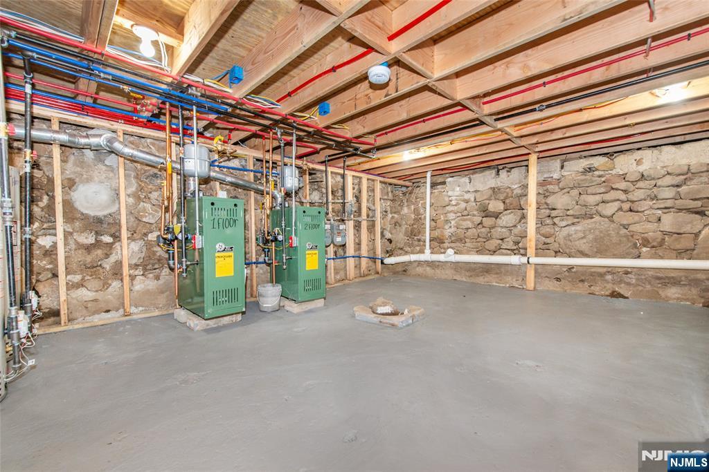 168 Main Street Paterson, NJ 07505 - Photo 23 of 27