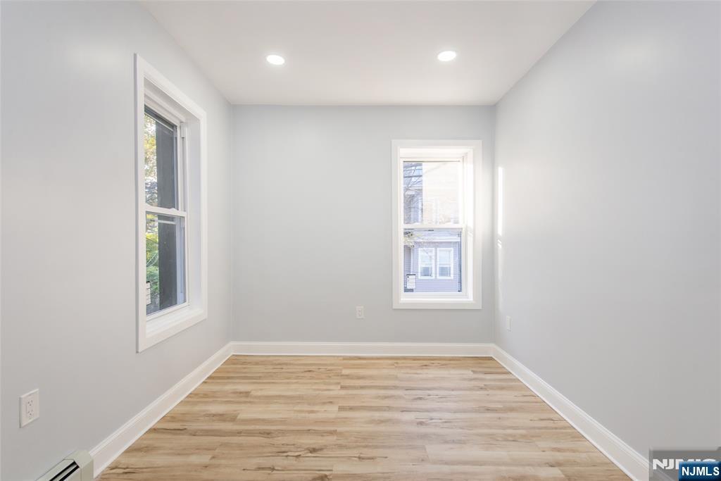 168 Main Street Paterson, NJ 07505 - Photo 10 of 27