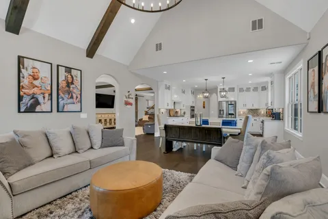 $1,550,000 | 102 Mulberry Grove, Hendersonville, TN 37066