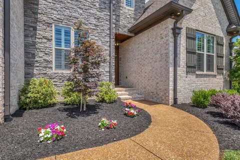 $1,550,000 | 102 Mulberry Grove, Hendersonville, TN 37066