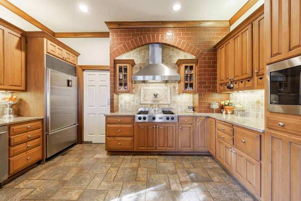 3295 Stillhouse Road Southeast Atlanta, GA 30339 - Photo 16 of 99