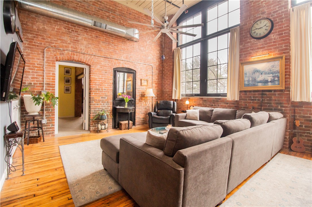 685 Social Street, Unit 101 Woonsocket, RI 02895 - Photo 9 of 42 Gallery Image 9
