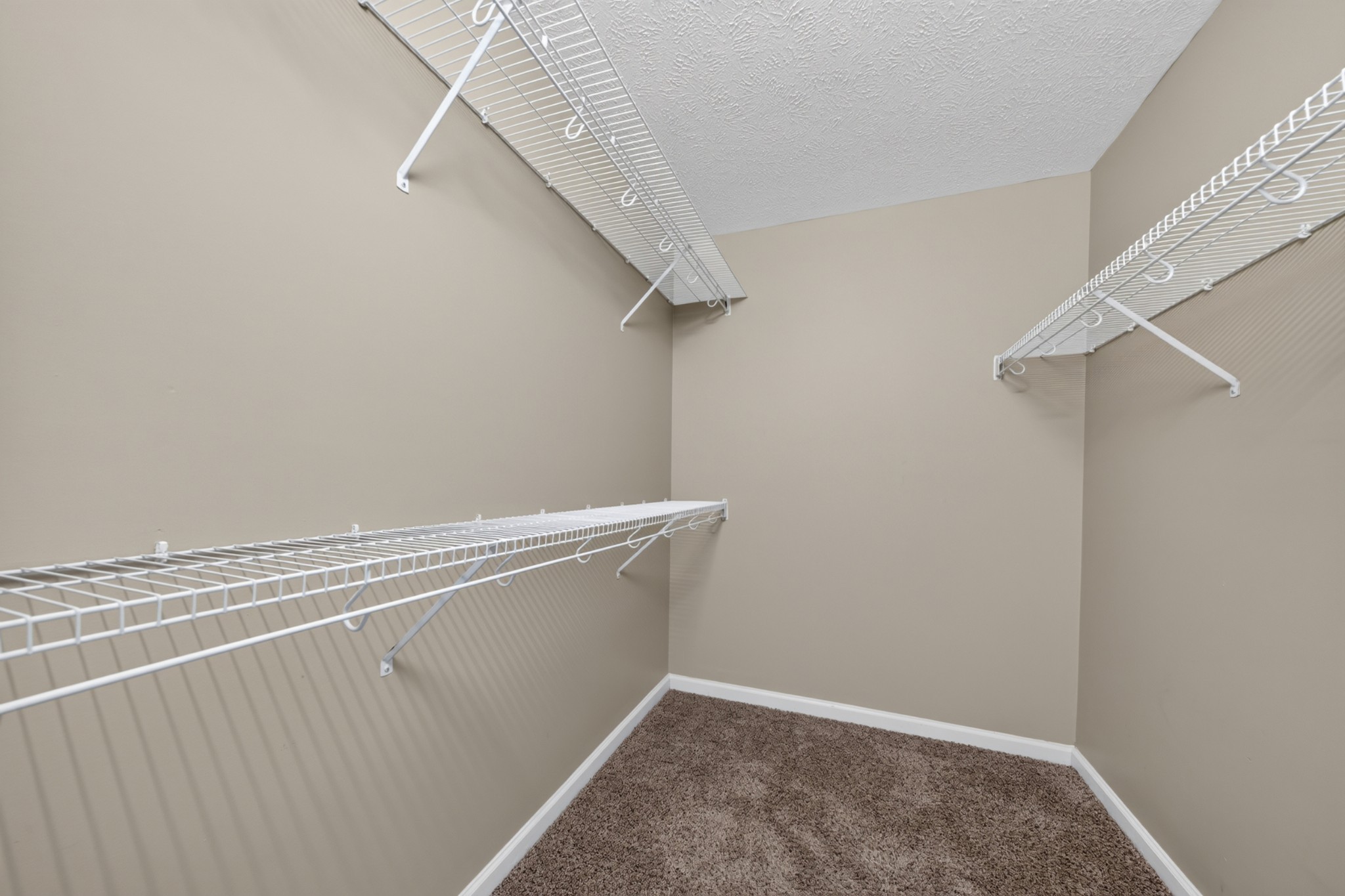 1913 Patton Road Clarksville, TN 37042 - Photo 22 of 35 Gallery Image 22