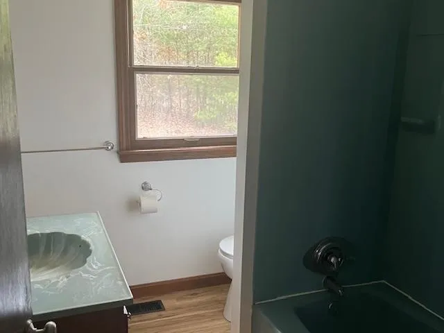 $2,500 | 286 Lowell Road, Hudson, NH 03051