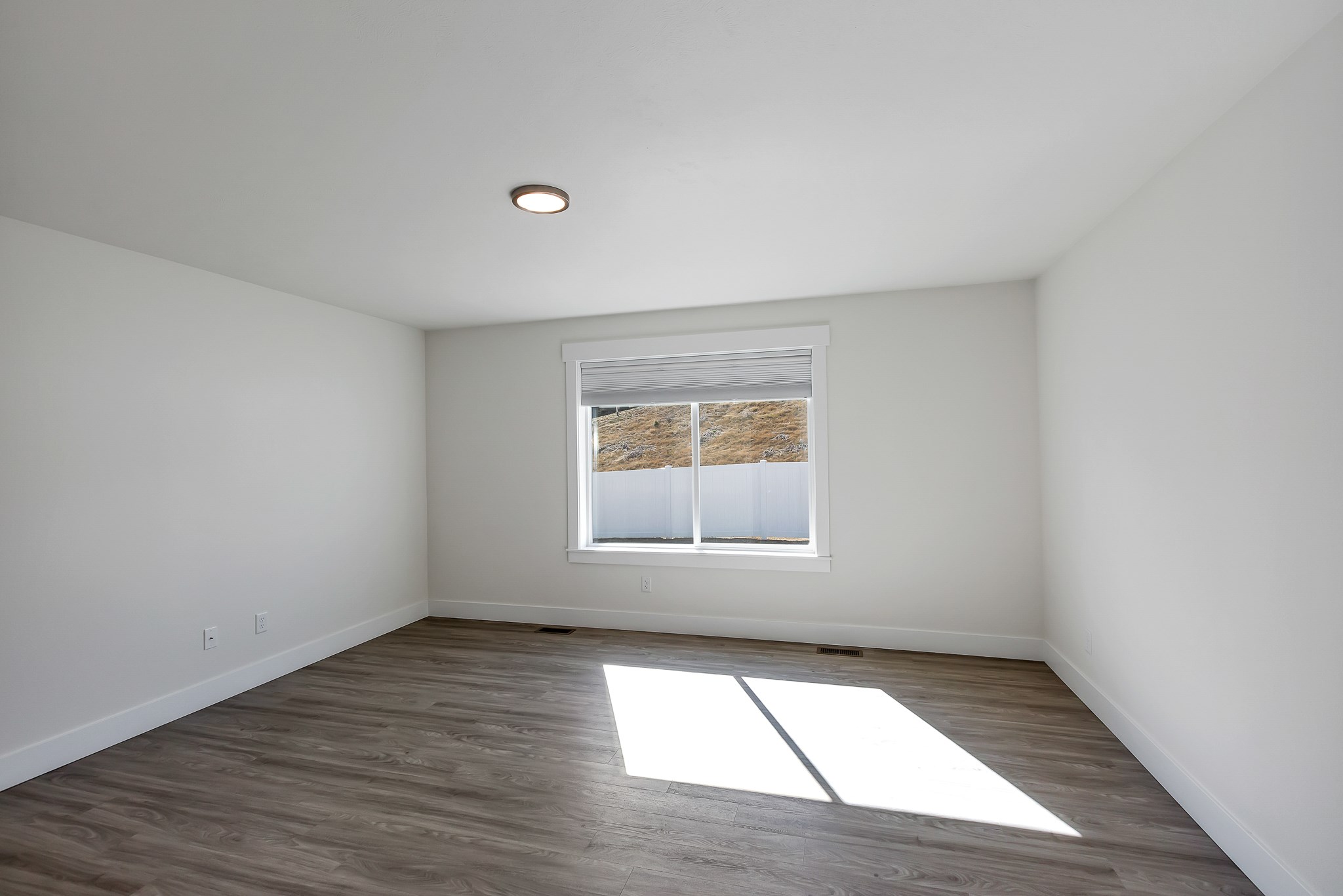 18314 Selkirk Estates Road Greenacres, WA 99016 - Photo 12 of 28 Gallery Image 12