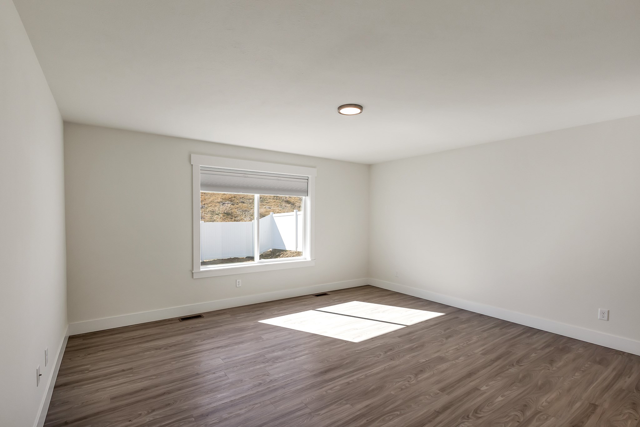 18314 Selkirk Estates Road Greenacres, WA 99016 - Photo 13 of 28 Gallery Image 13