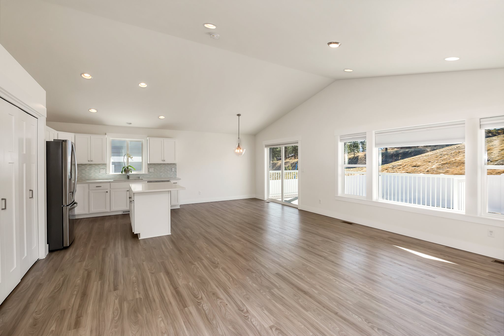 18314 Selkirk Estates Road Greenacres, WA 99016 - Photo 5 of 28 Gallery Image 5