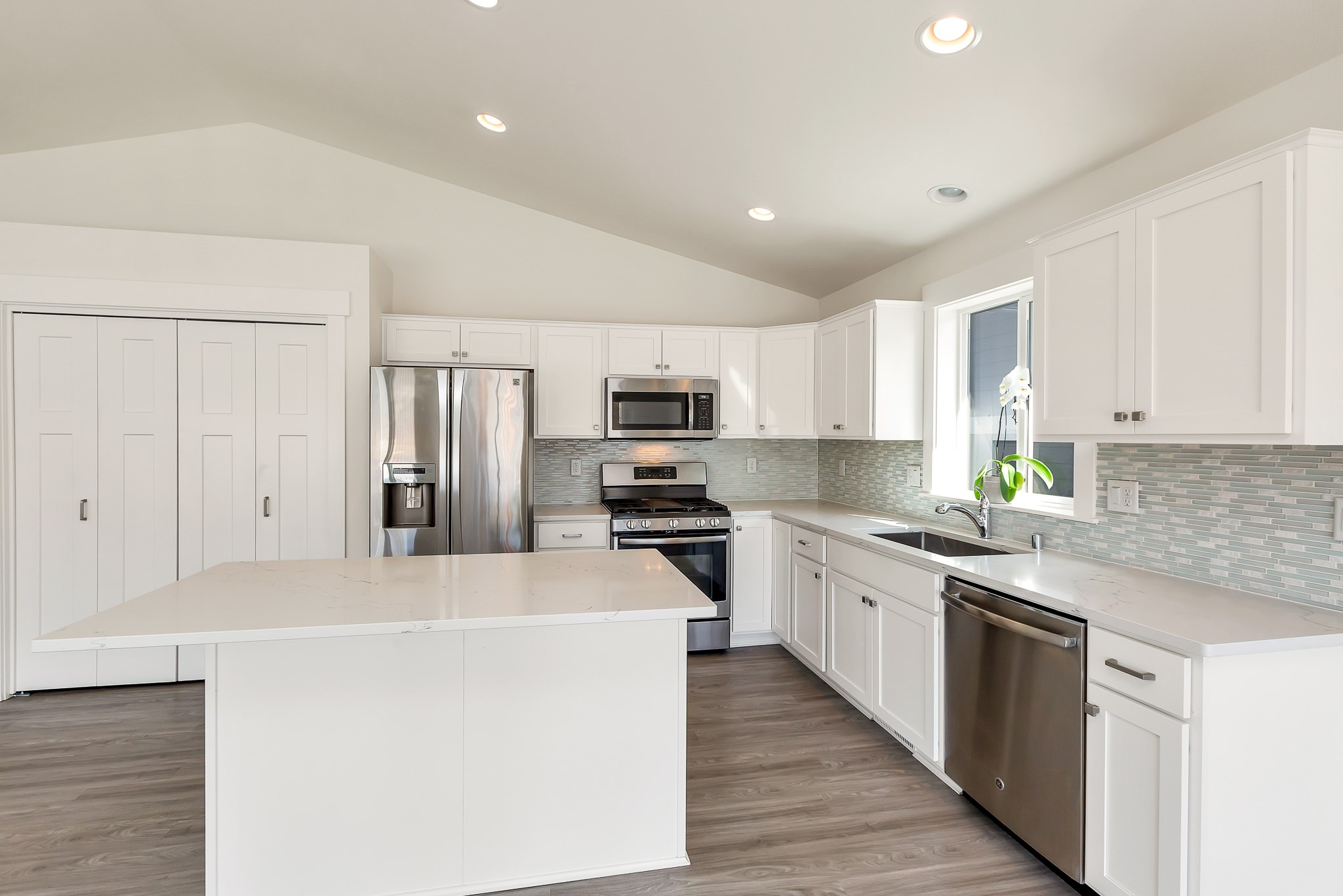 18314 Selkirk Estates Road Greenacres, WA 99016 - Photo 10 of 28 Gallery Image 10