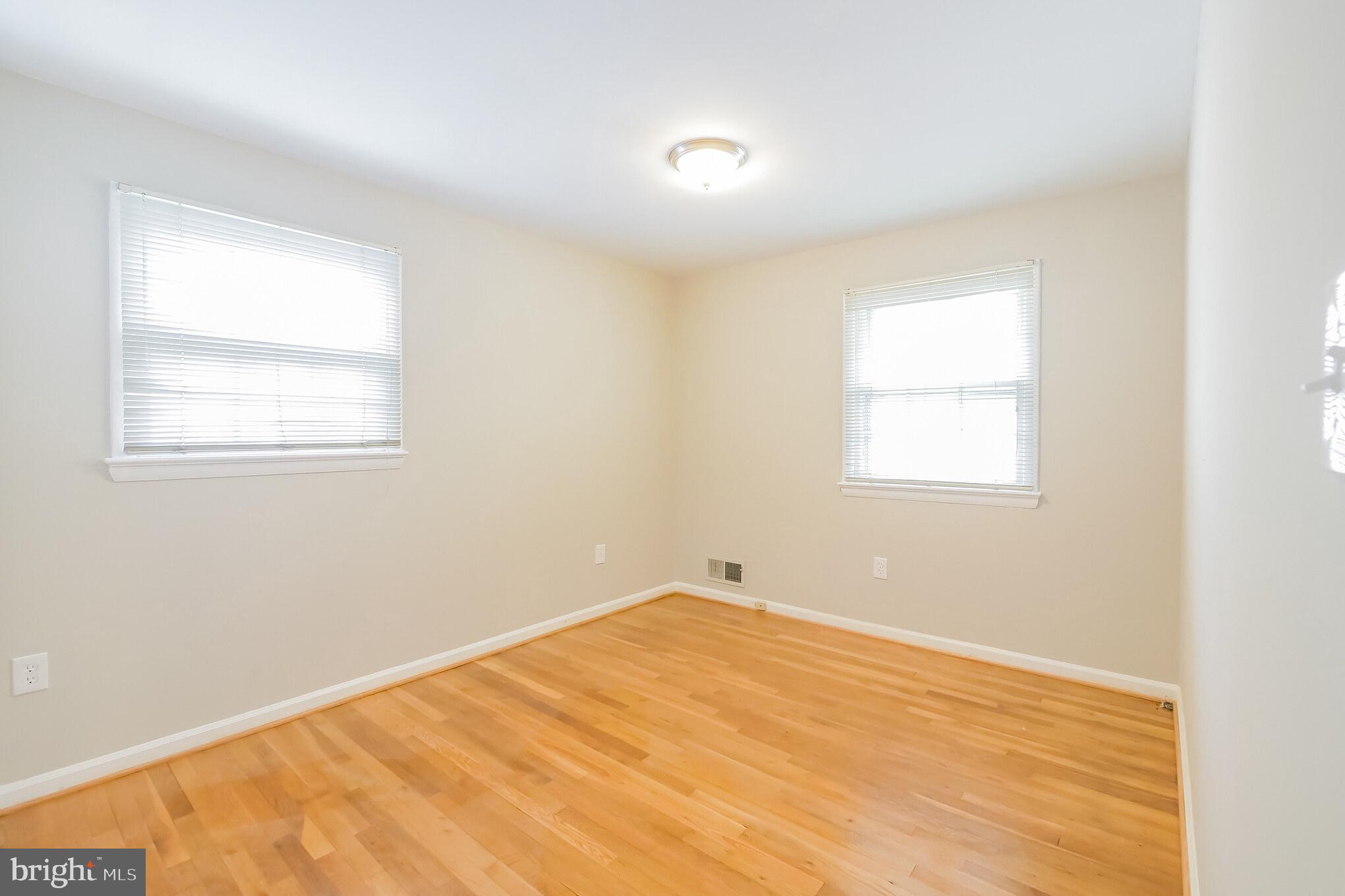 9311 Avenel Road Silver Spring, MD 20903 - Photo 15 of 30