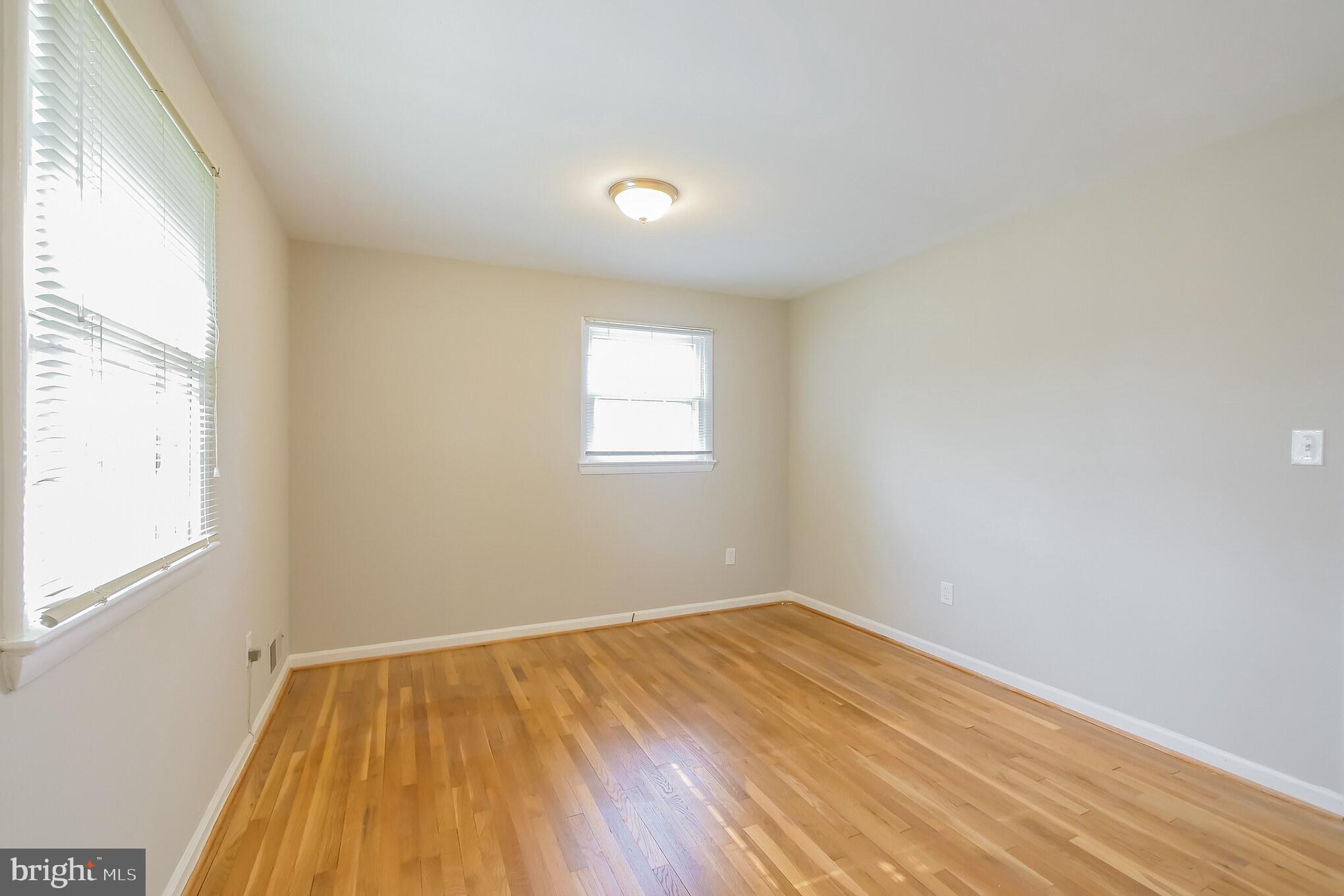 9311 Avenel Road Silver Spring, MD 20903 - Photo 19 of 30