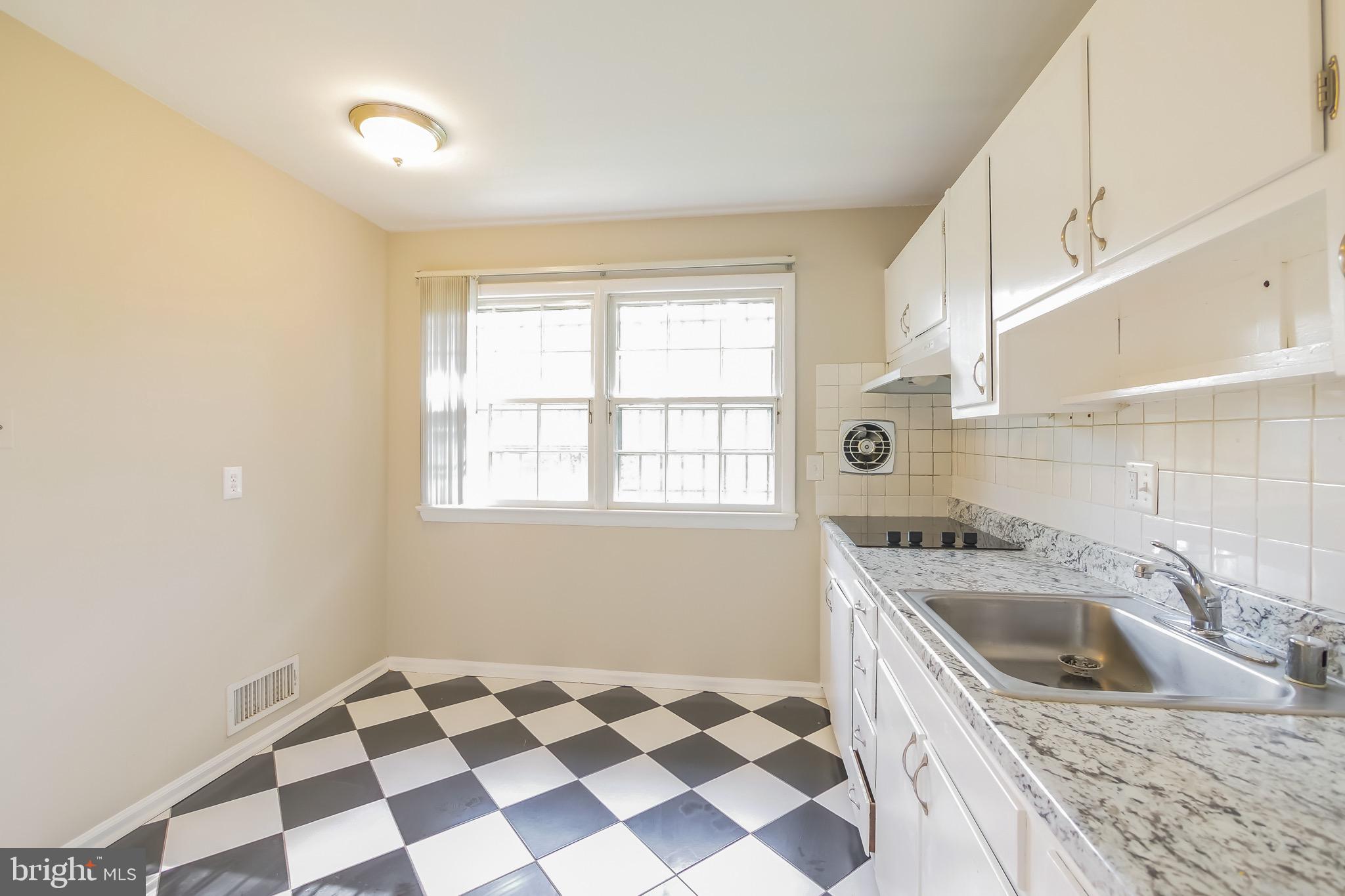 9311 Avenel Road Silver Spring, MD 20903 - Photo 28 of 30